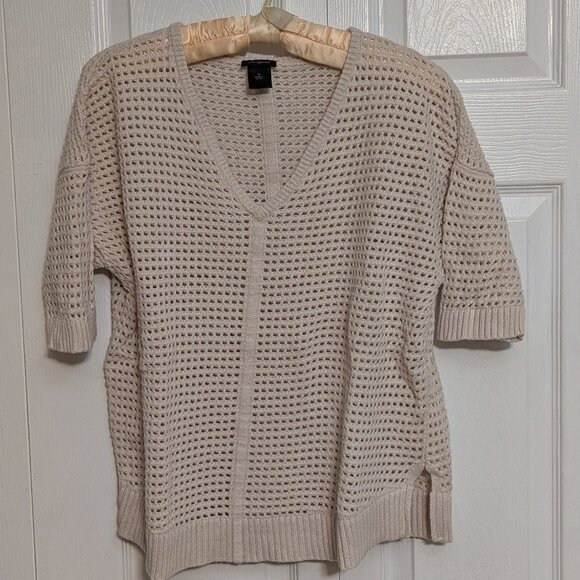 Beige Ann Taylor sweater - Picture 1 of 5